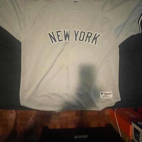 Pre-owned authentic Derek Jeter away jersey size 56